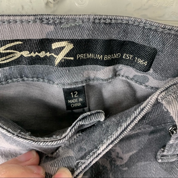 Seven 7 | Mid Rise Slim Straight - Picture 7 of 9